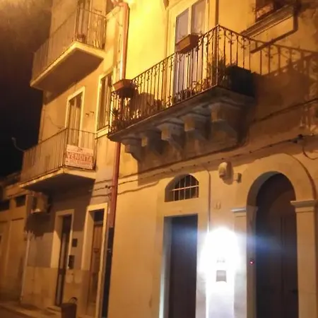 Casa Dell'aquila Barocca * Ragusa