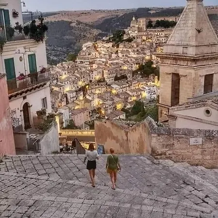 Casa Dell'aquila Barocca * Ragusa